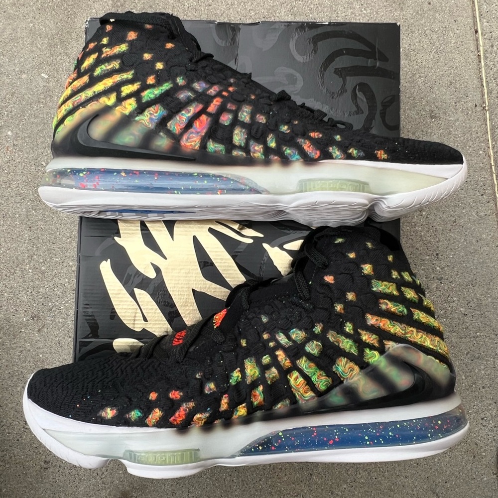 LeBron James gang used size 14